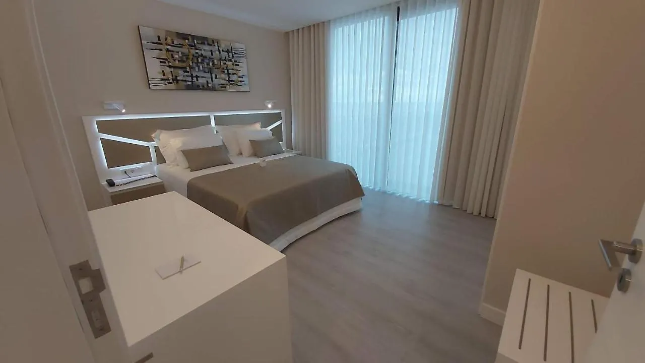 Calamar Hotel São Vicente 3*,  Portugal
